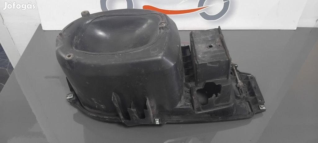 Gilera Runner 125 Sisaktartó idom, zárral