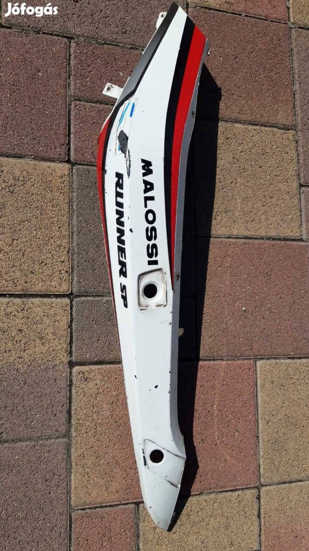Gilera Runner SP ülés alatti idom bal