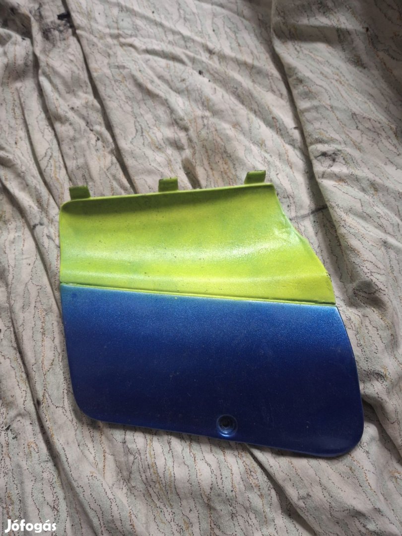 Gilera Runner akkumulátor takaró idom