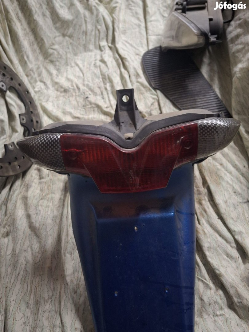Gilera Runner hátsó lámpa