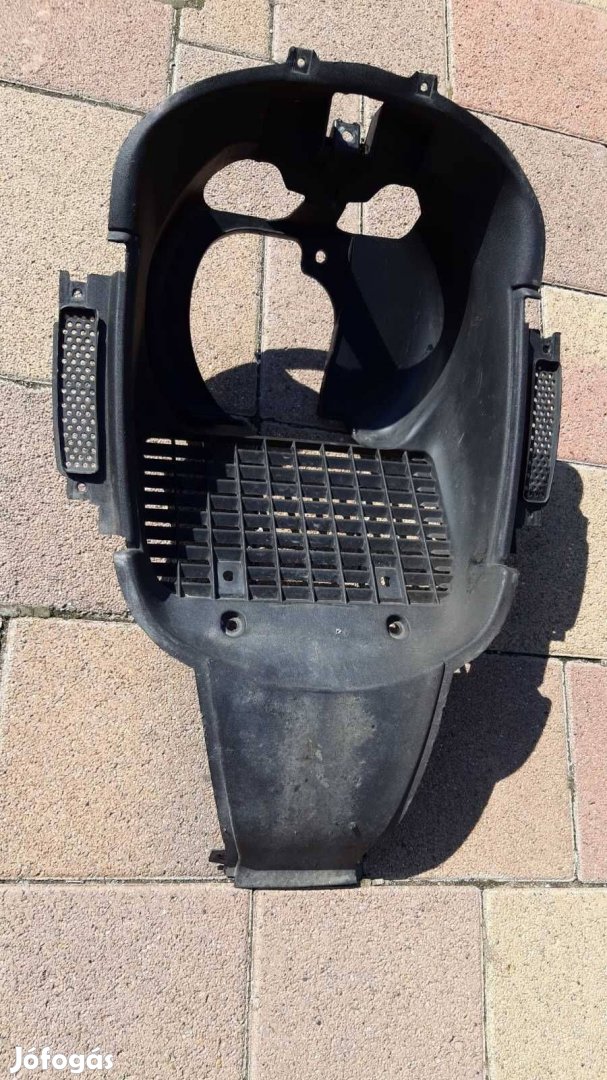 Gilera Runner hűtőidom '05-ig