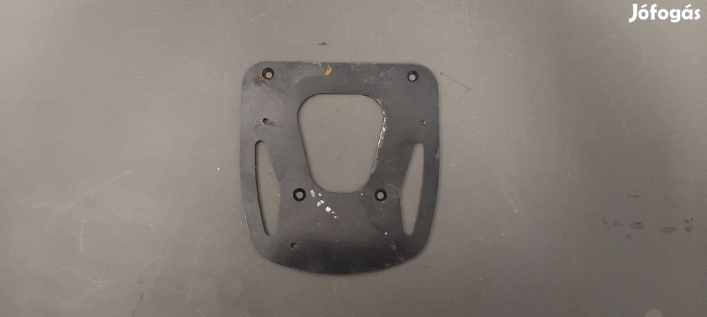 Gilera Typhoon 50 Doboztartó konzol