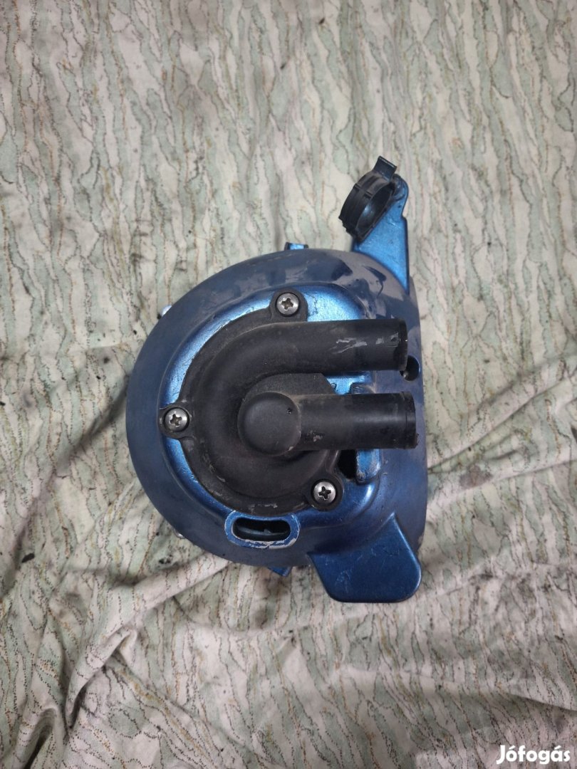 Gilera , Piaggio vízpumpa Runner X8X9 Beverly Stb