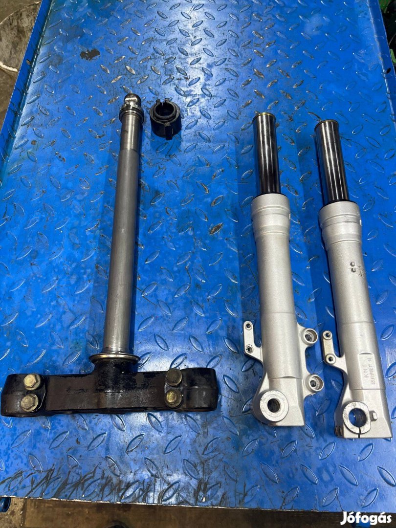 Gilera runner 200 vxr olajos teleszkóp, elsőfutómű