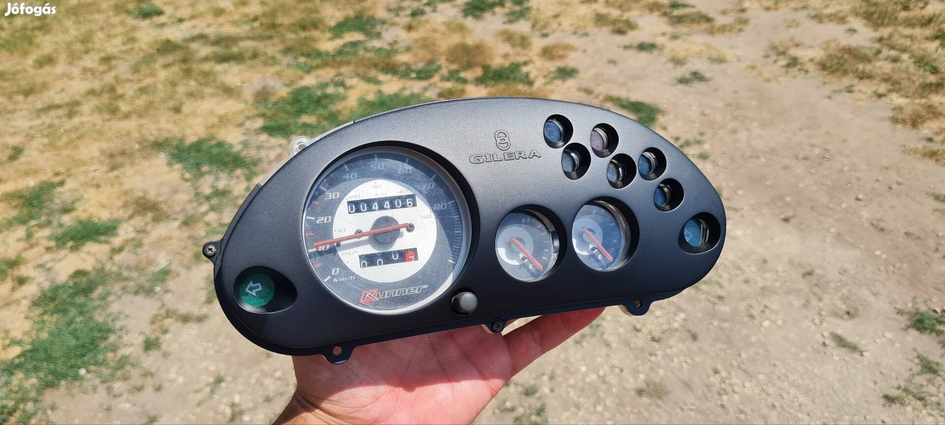 Gilera runner km óra