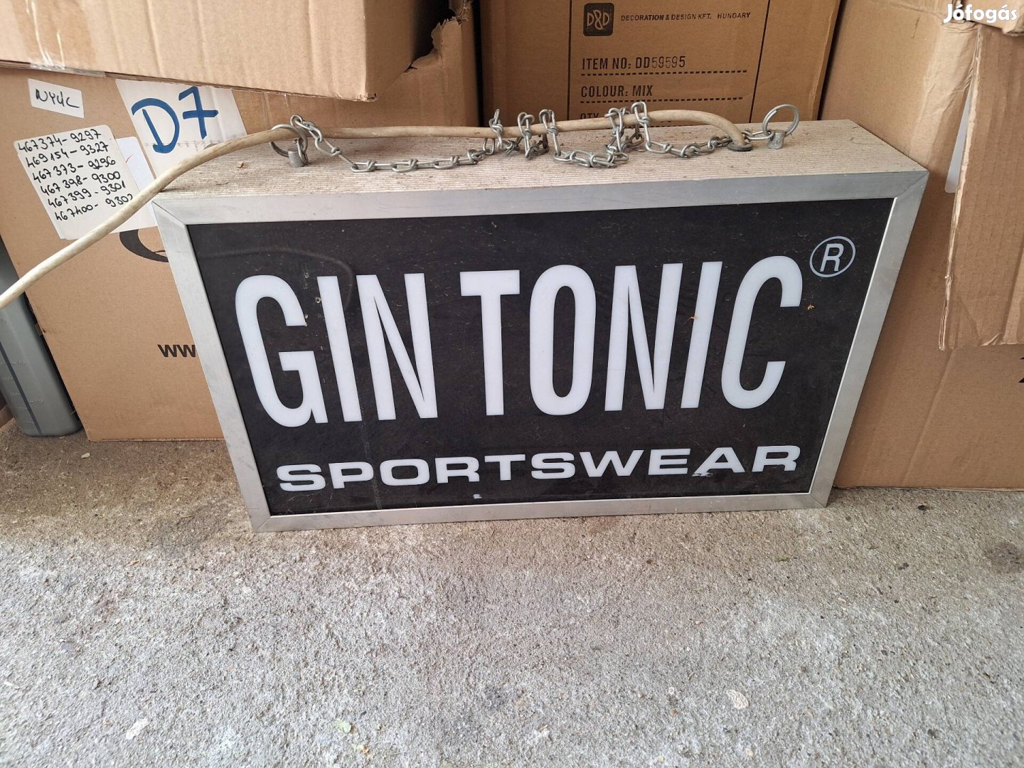 Gin tonic sportswear ruházati tábla cégér 