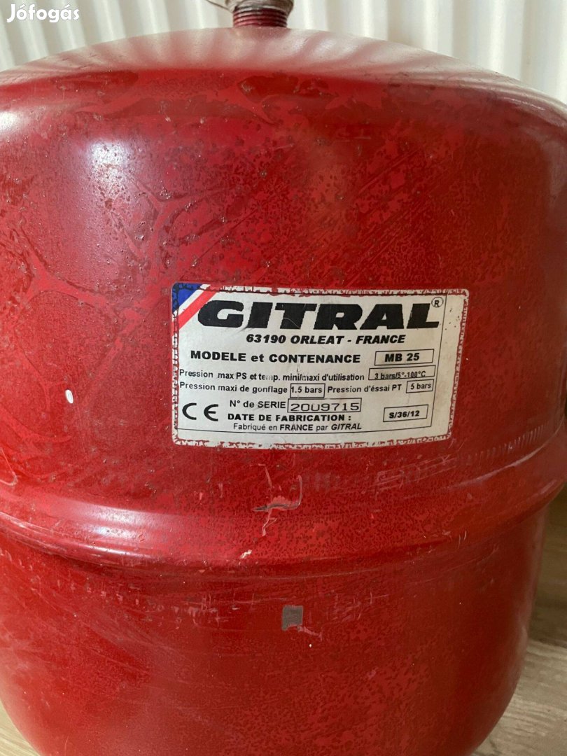 Gitral 25 literes tágulási tartály