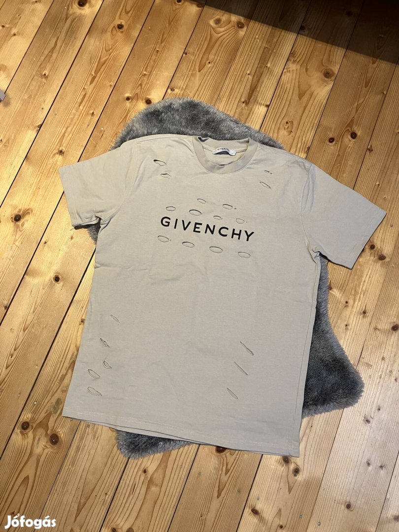 Givenchy póló