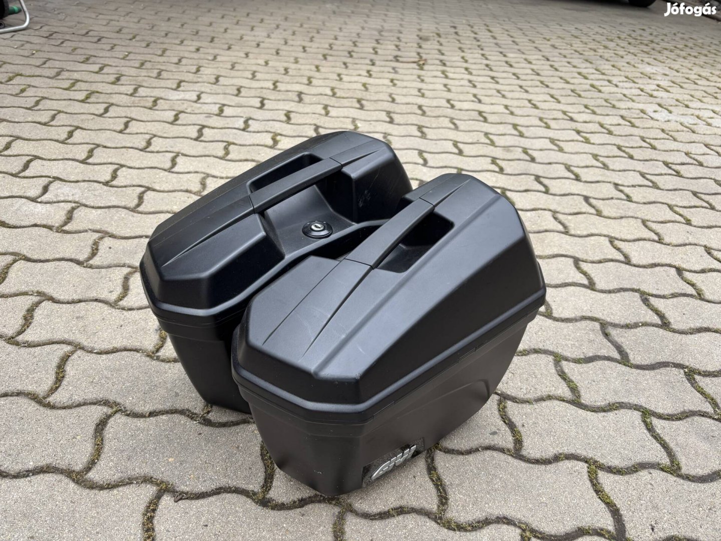 Givi E22 oldaldoboz pár
