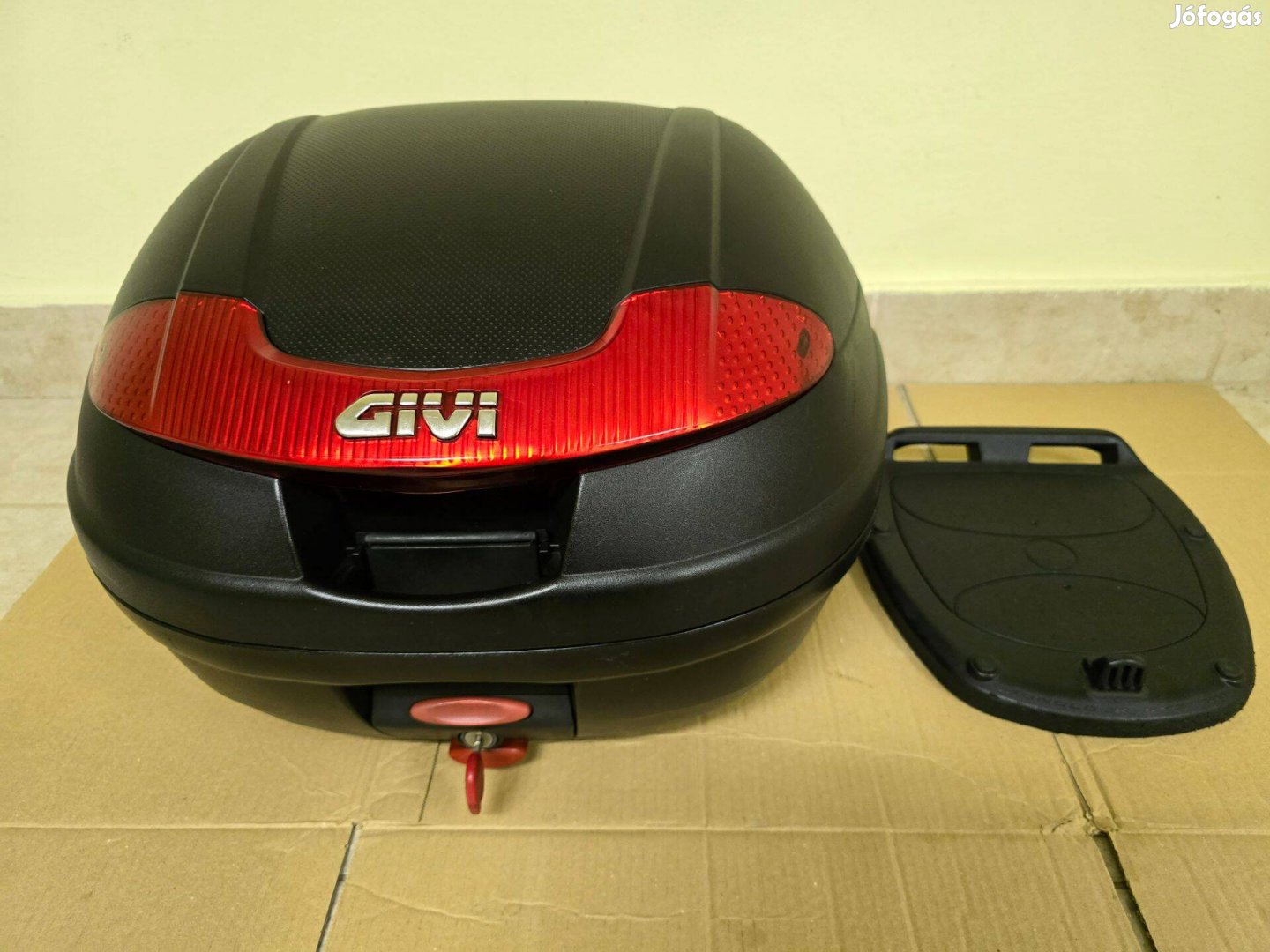 Givi E370N csomagtartó doboz (39 liter)