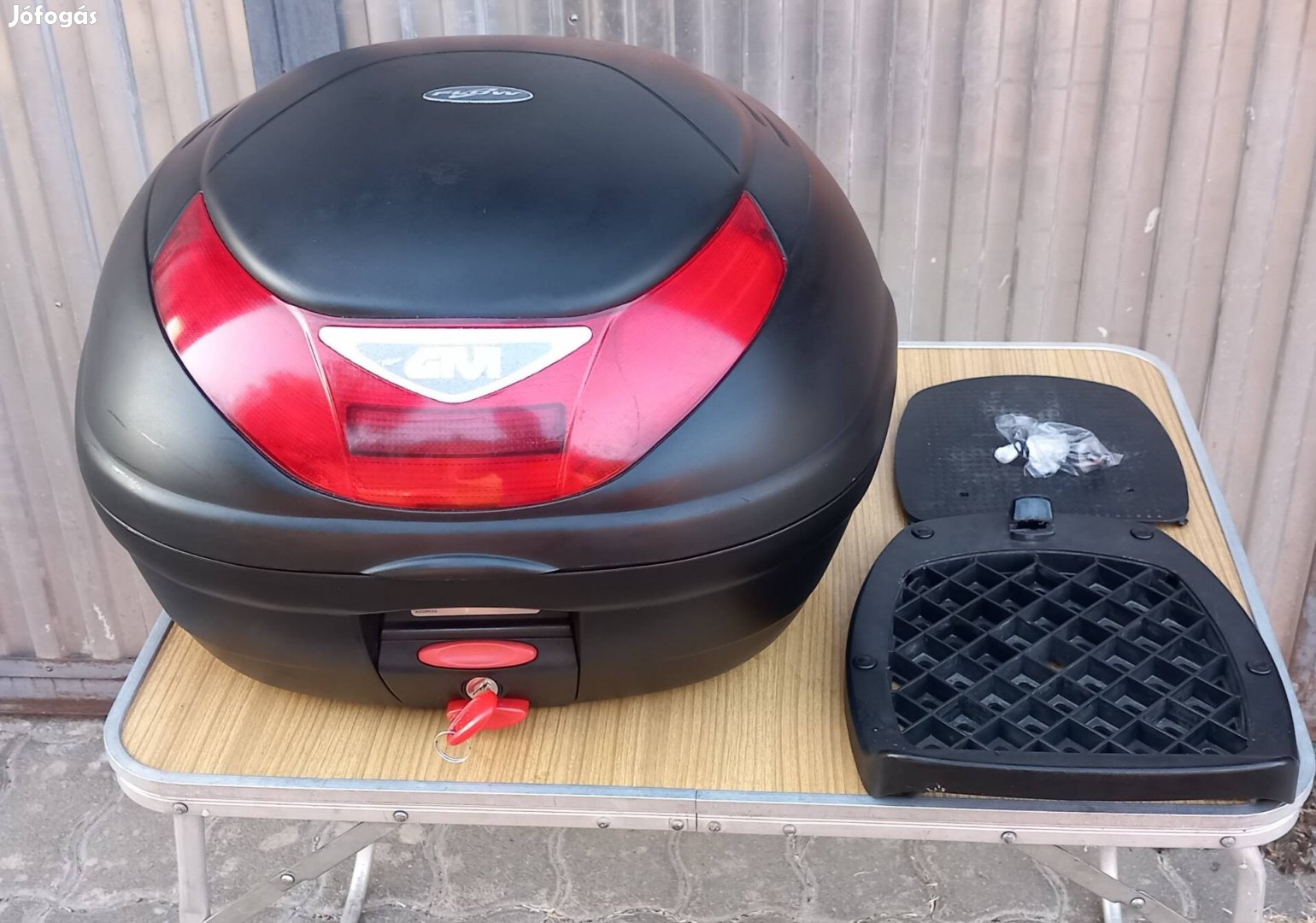 Givi Flow E350N motoros doboz, topcase
