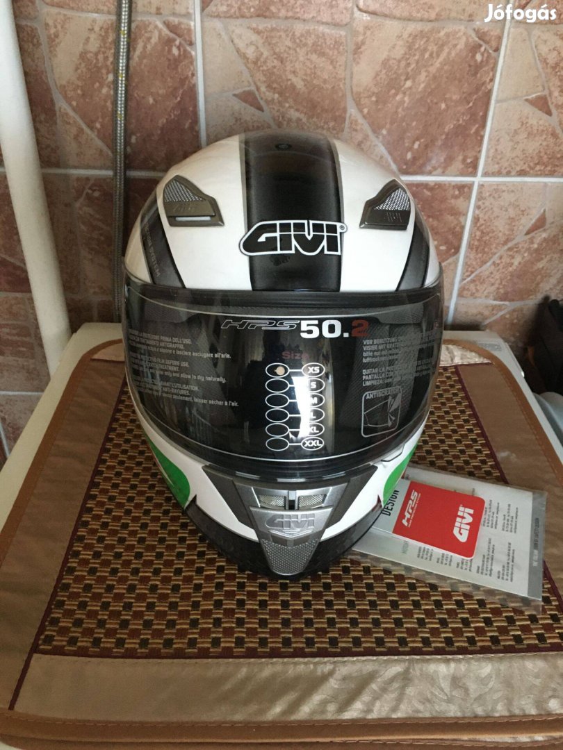 Givi HPS 50.2 .XS-es , zárt bukósisak eladó !