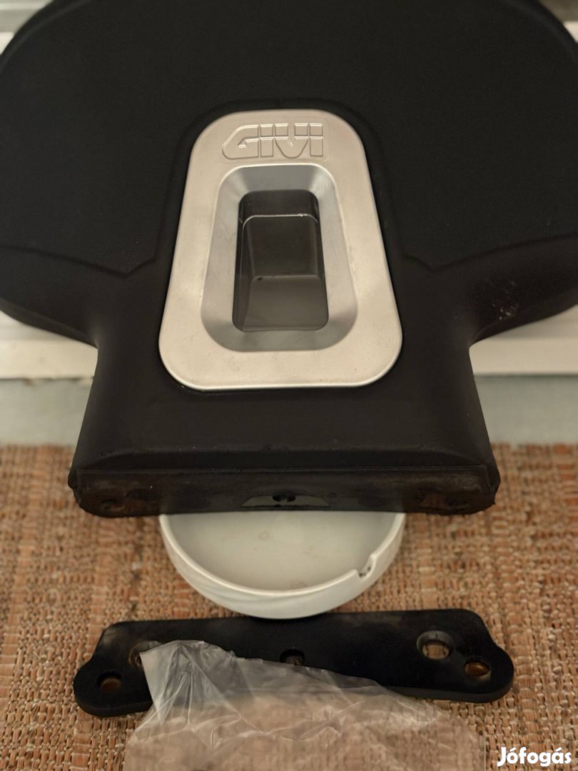 Givi Háttámla Konzollalelado