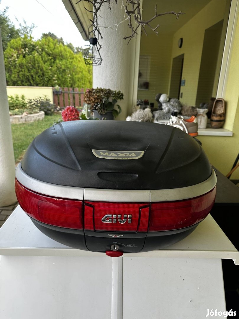 Givi Maxia E52 hátsó doboz Eladó