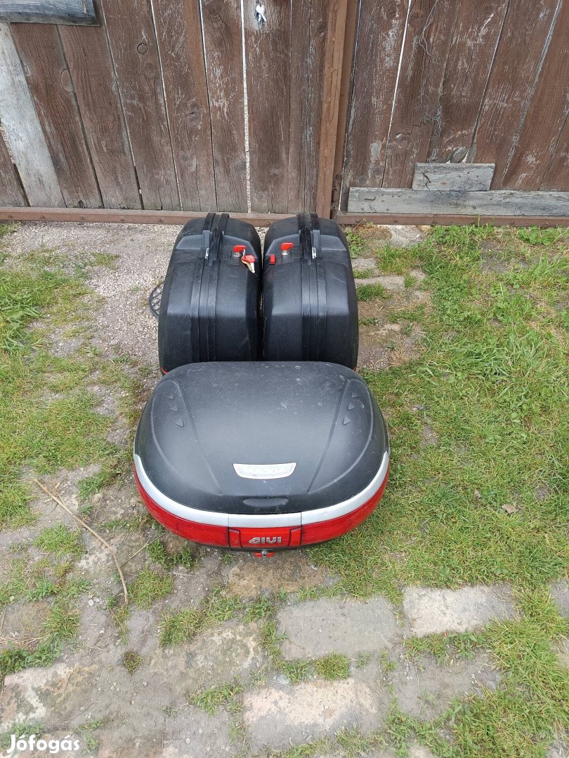 Givi doboz szett eladó