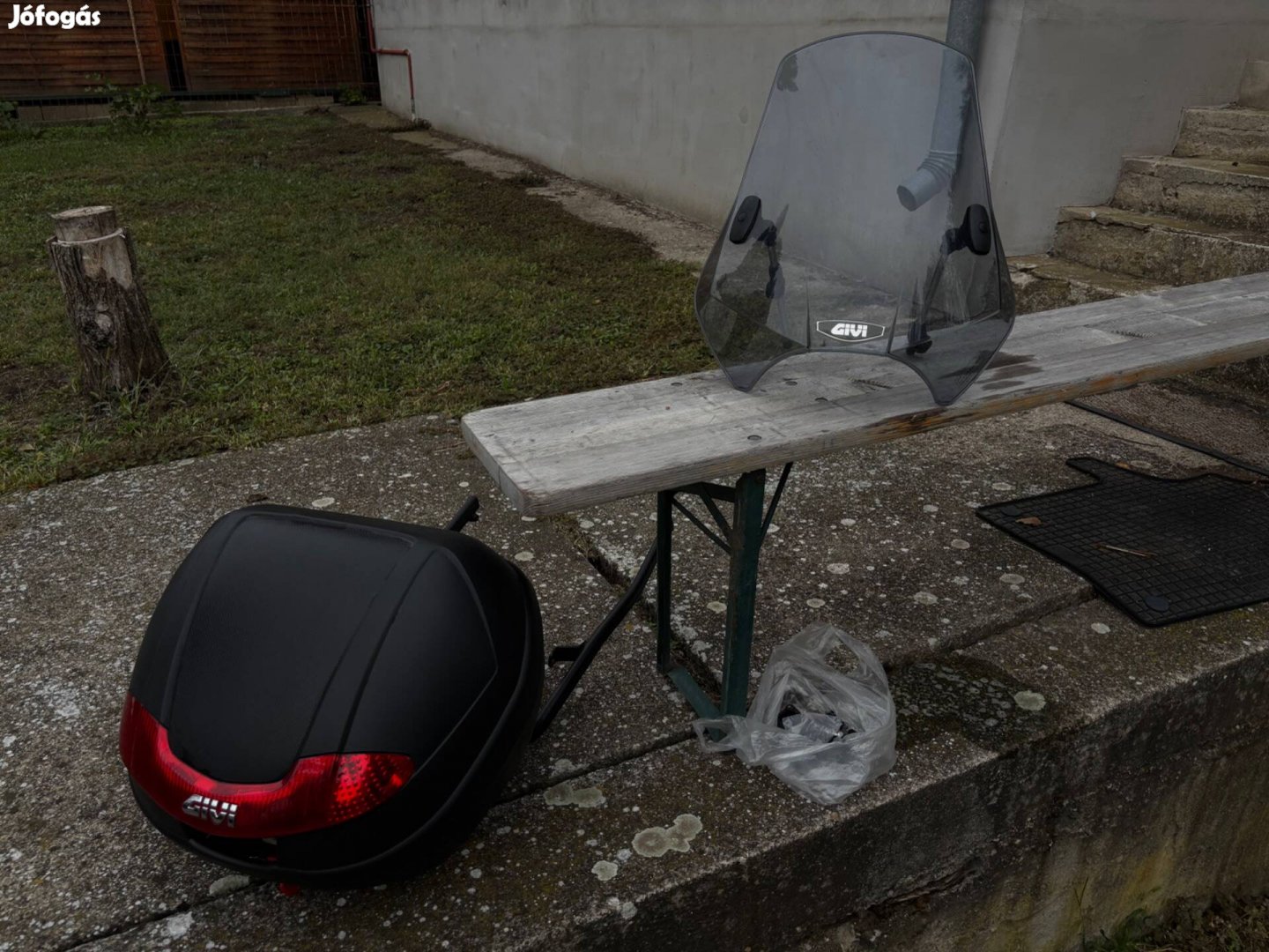 Givi motor plexi és doboz