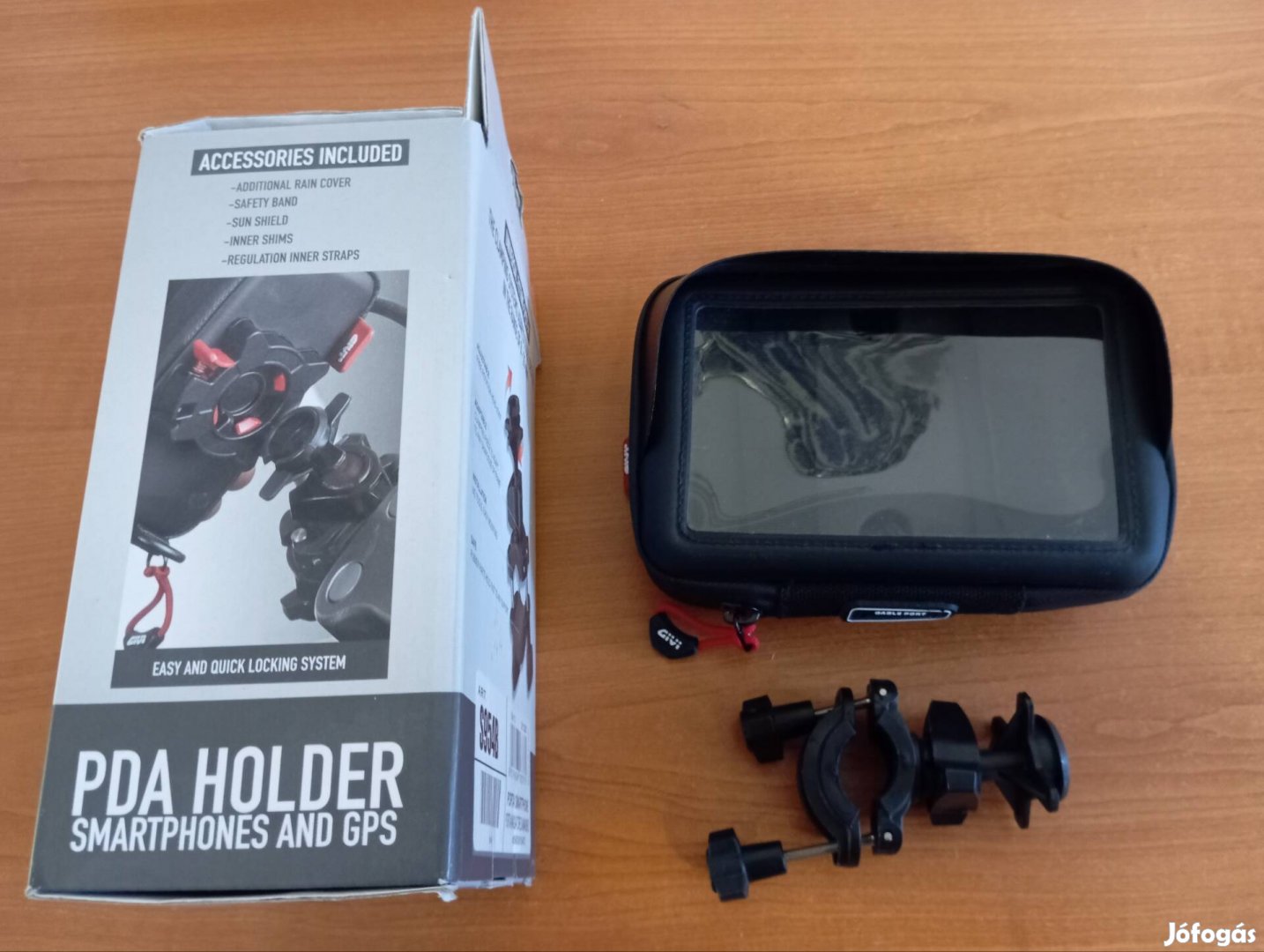 Givi motoros GPS tartó