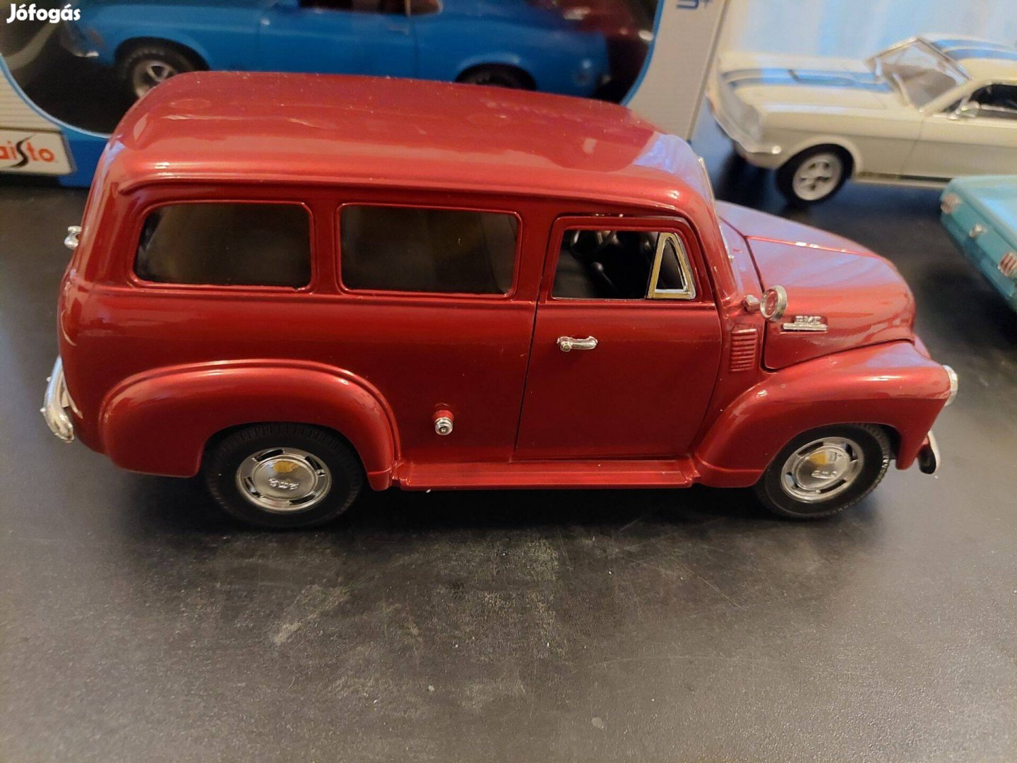 Gmc Carryall Suburban 1950 1:18 Mira