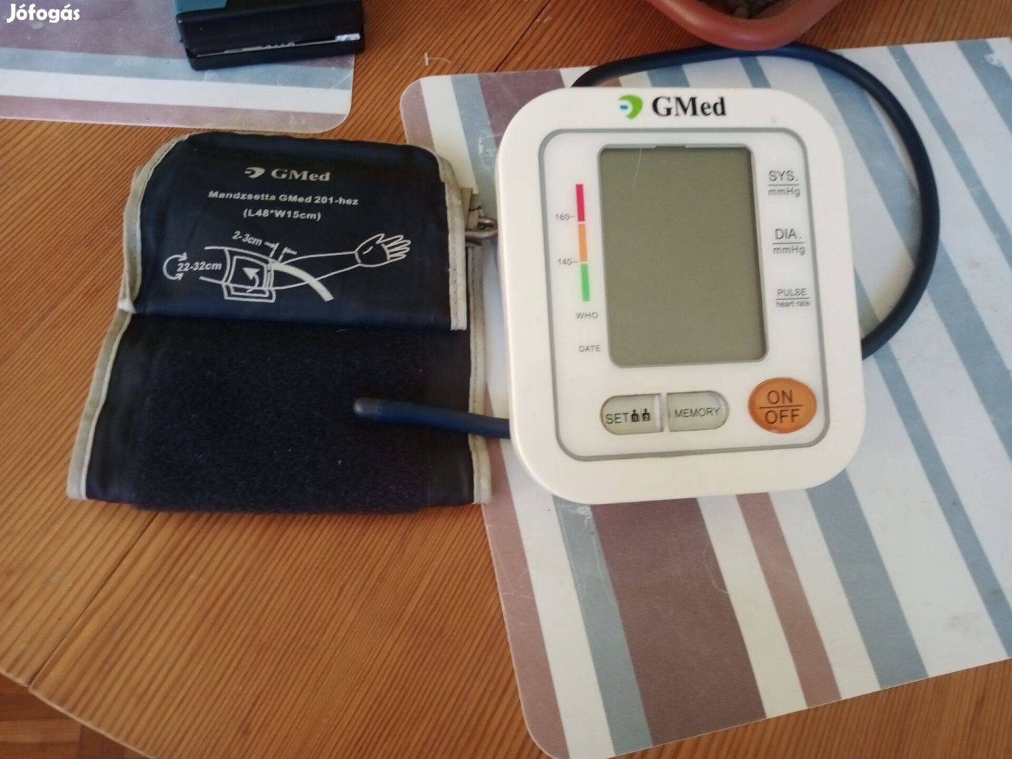 Gmed 201 típusú, automata, felkaros vérnyomásmérő, 2000ft óbuda