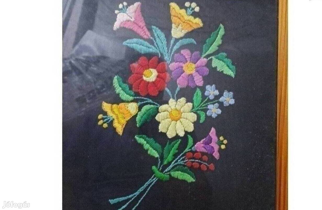 Gobelin keretben üveg mögött