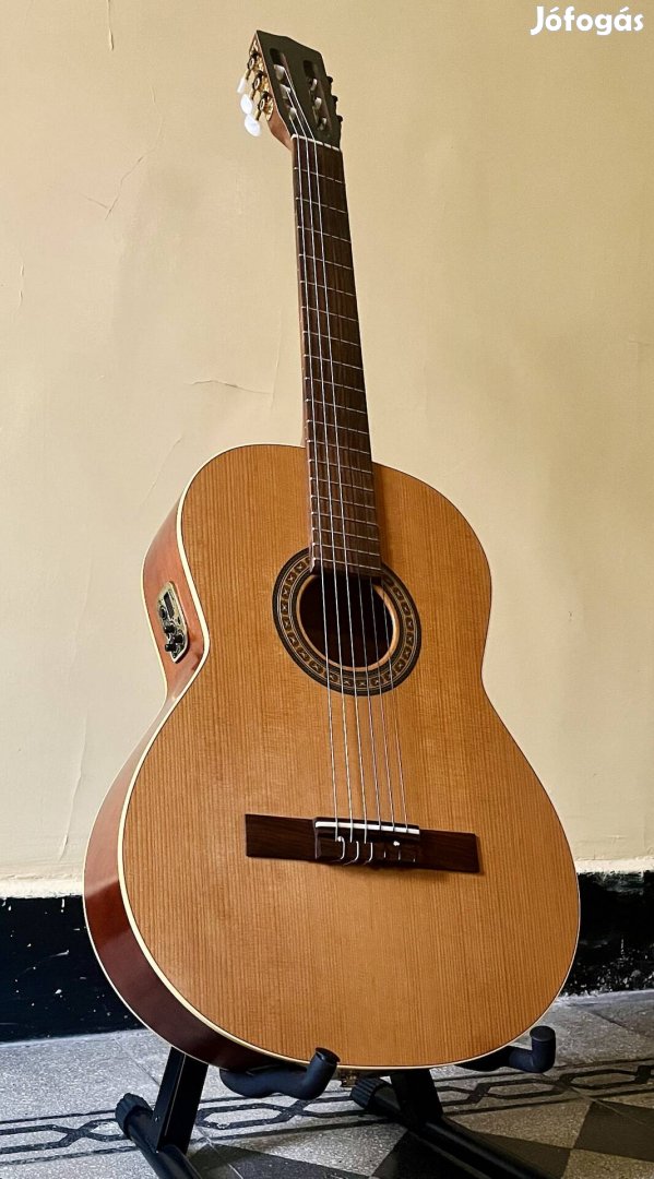 Godin elektro-klasszikus gitár eladó