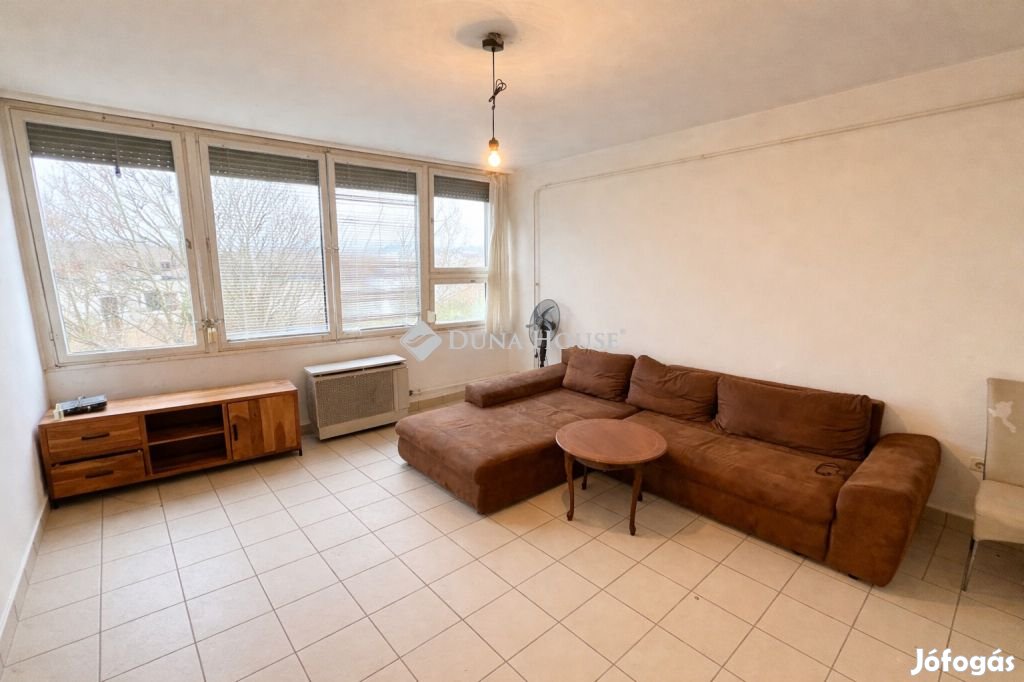 Gödöllői 59 nm-es lakás eladó