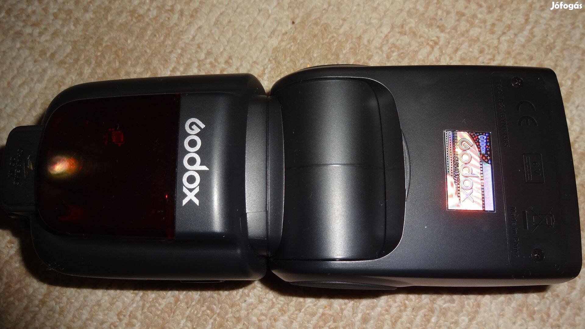 Godox TT685N (Nikon) vaku ,újszerű állapot ,eladó