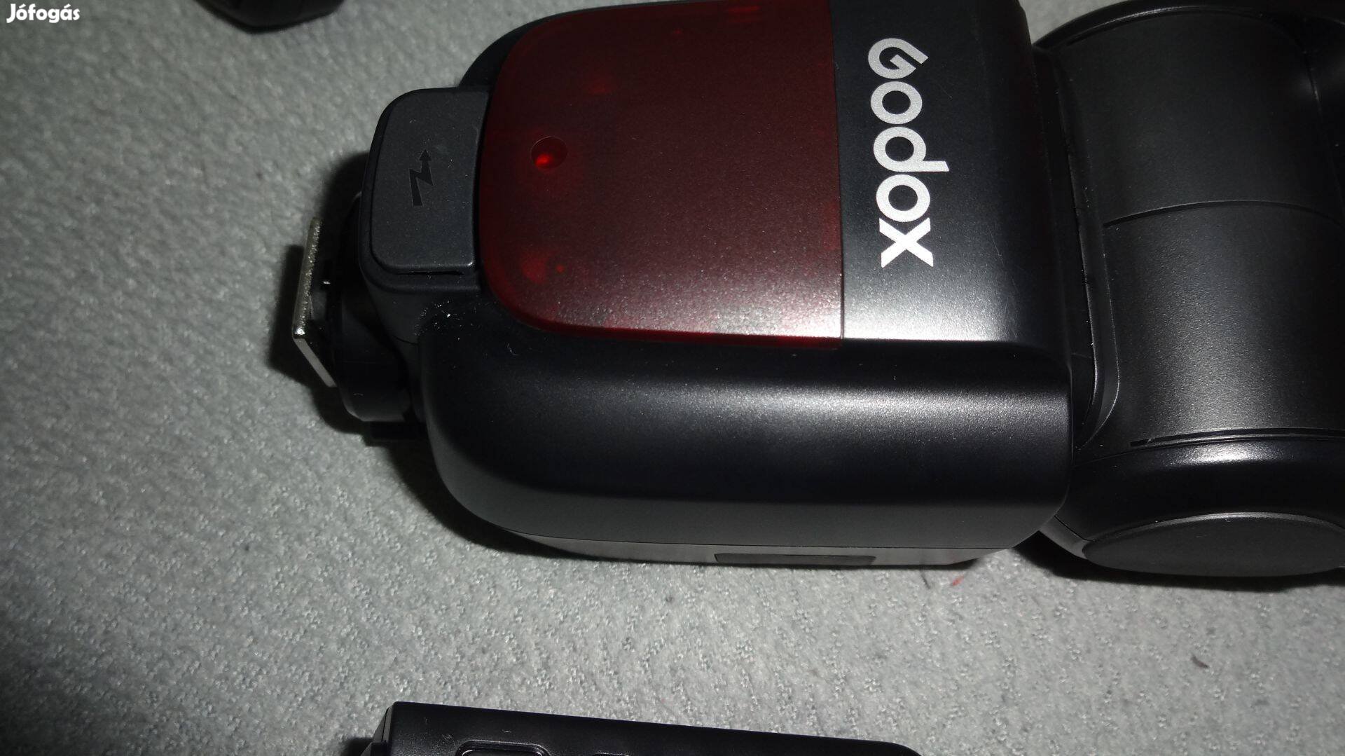 Godox TT685N (Nikon) vaku ,újszerű állapot ,eladó