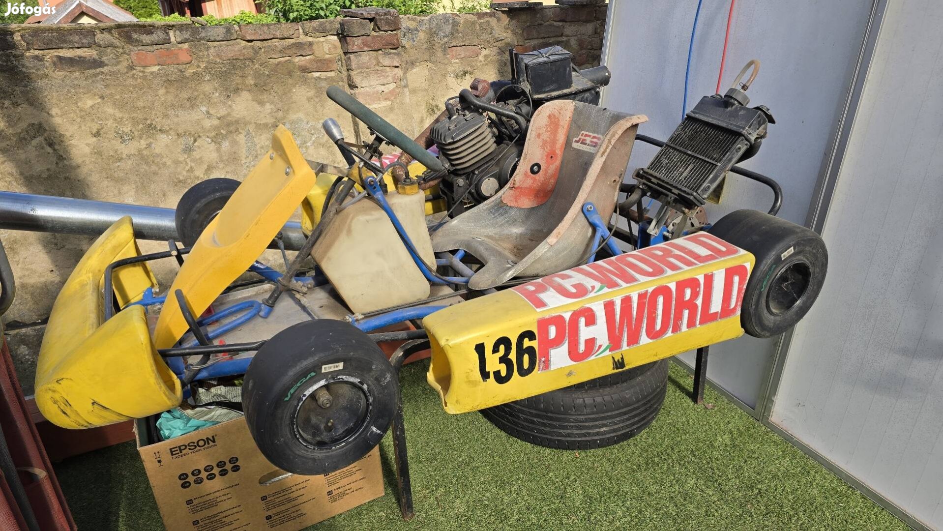 Gokart , benzines 125 ccm kormányváltós tárcsafékes stb