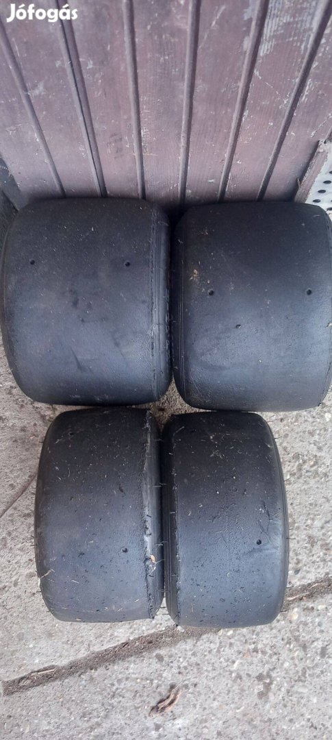 Gokart gumik
