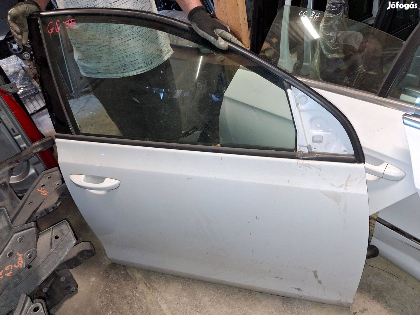 Golf6 5ajtós 2009-2014 jobb oldali van csak 60.000.-ft