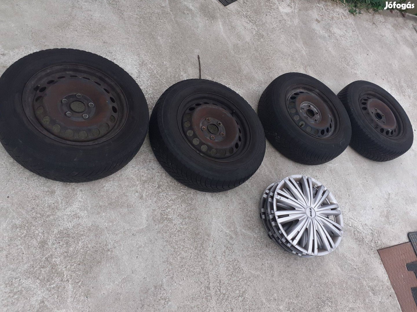 Golf 5 télikerék, 195/65 R15 bridgestone gumik dot 2818