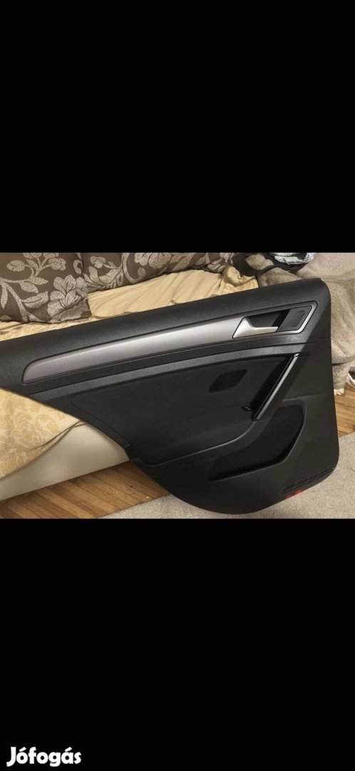 Golf 7 ajtókárpit. 