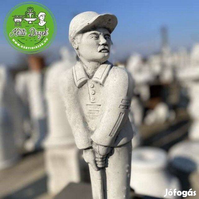 Golfosnak ajándék szobor