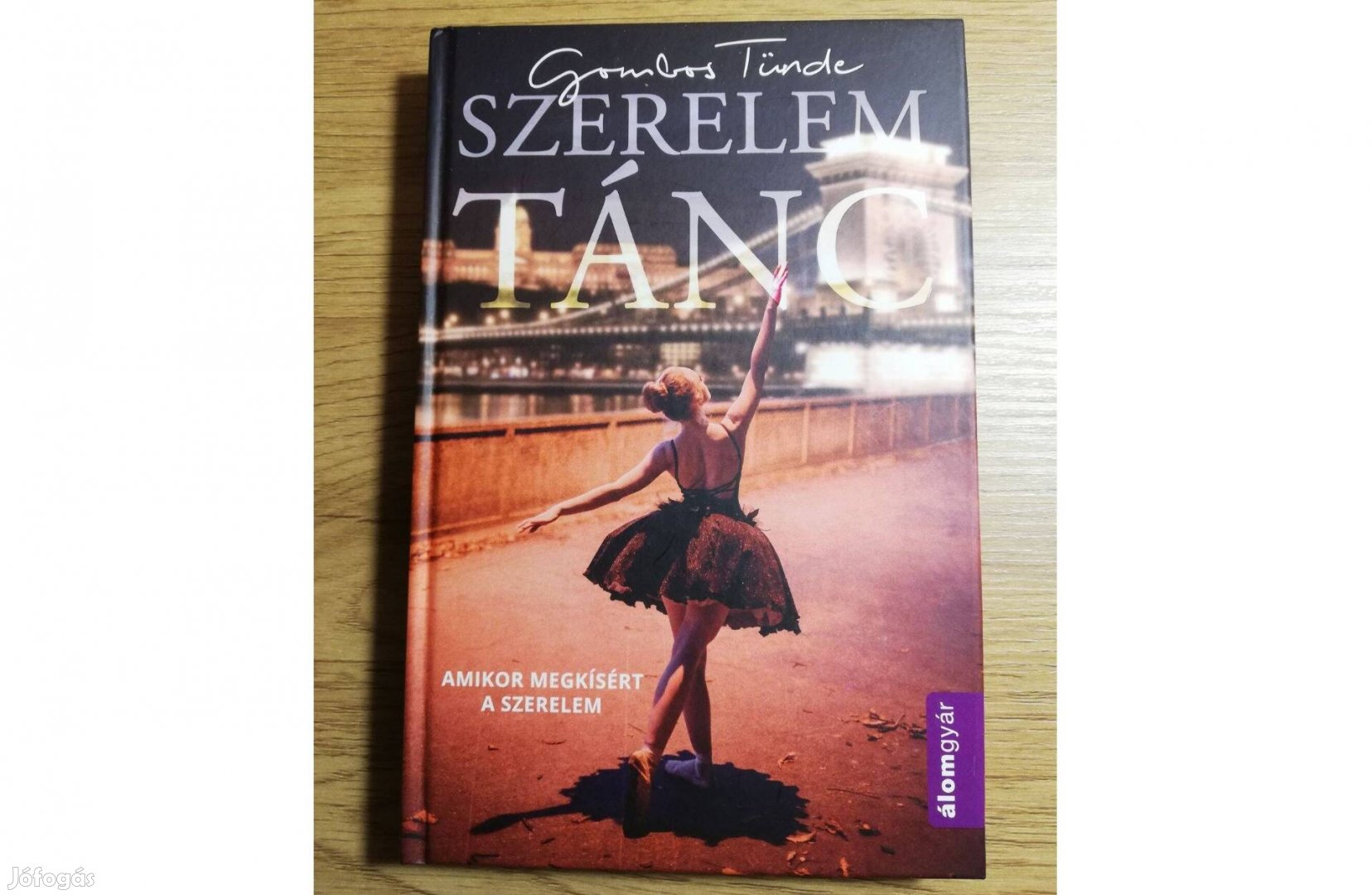 Gombos Tünde: Szerelemtánc