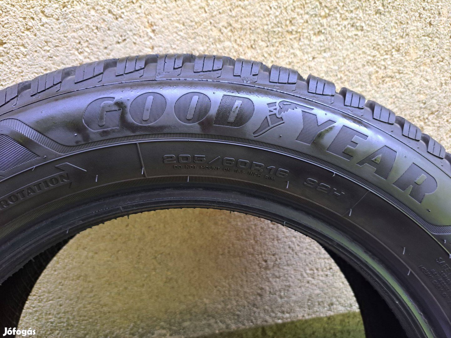 Good Year Ultragrip 9+ 205/60/R16