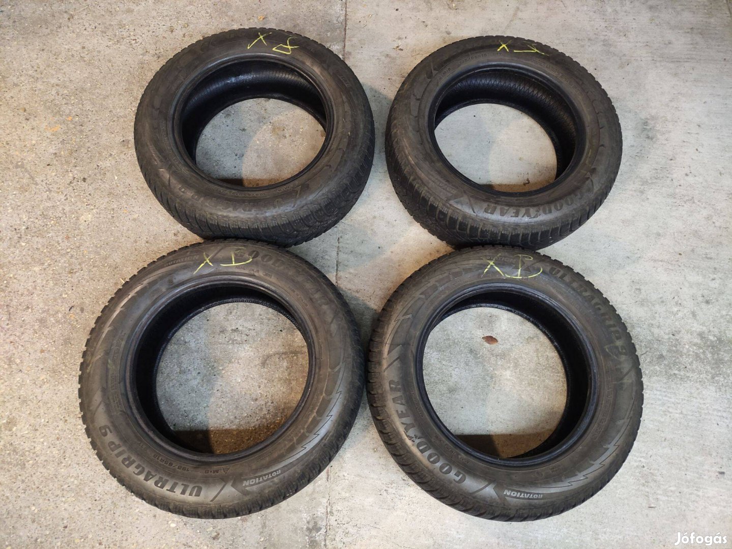 Good Year Ultragrip 9 téli gumi, 195/65 R15, 5-6mm mintamélységgel