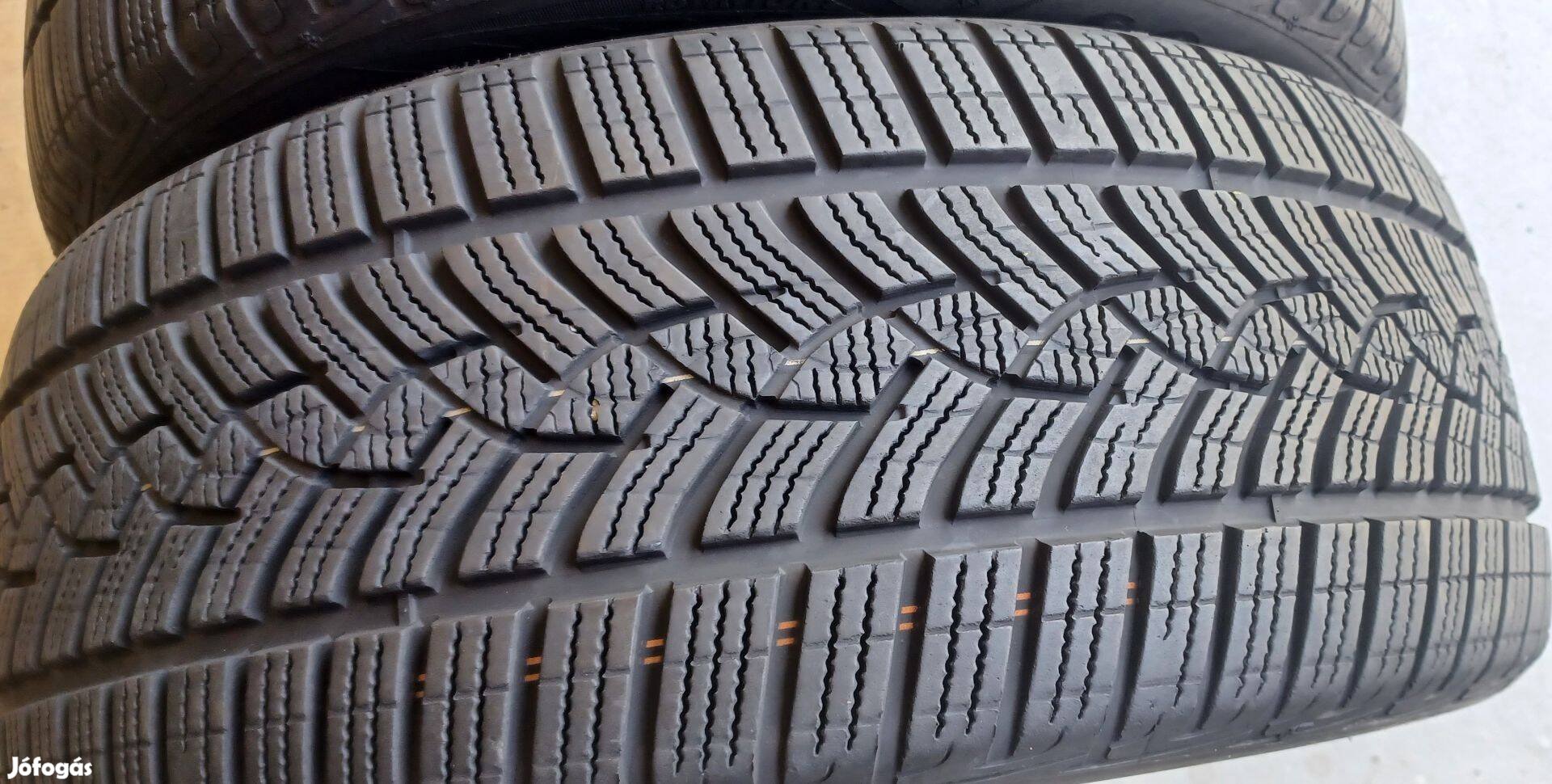 Good/Year Ultragrip Perform. 225/45 R18 téli gumik 2db