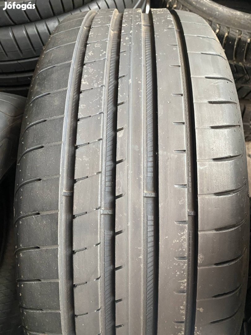 Good year 235/45 r19 nyári gumi újszerű 235/45r19