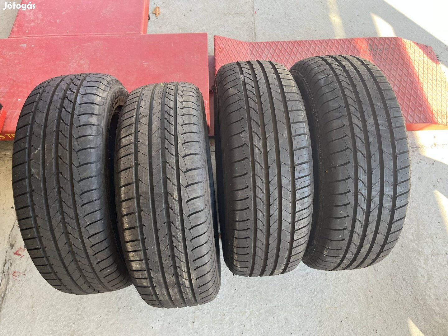 Goodyear 195 60 R15 4db Új nyárigumi