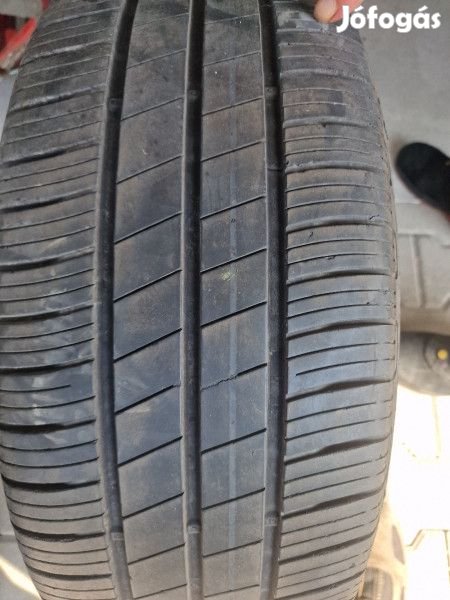 Goodyear 205/55R16 EFFICIENTGRIP PERFORMANCE 6-7mm DOT16 használt gum