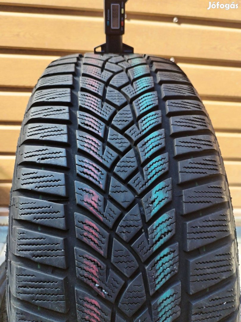Goodyear 215 55 17 téli gumi 2 db 2021.43.hét