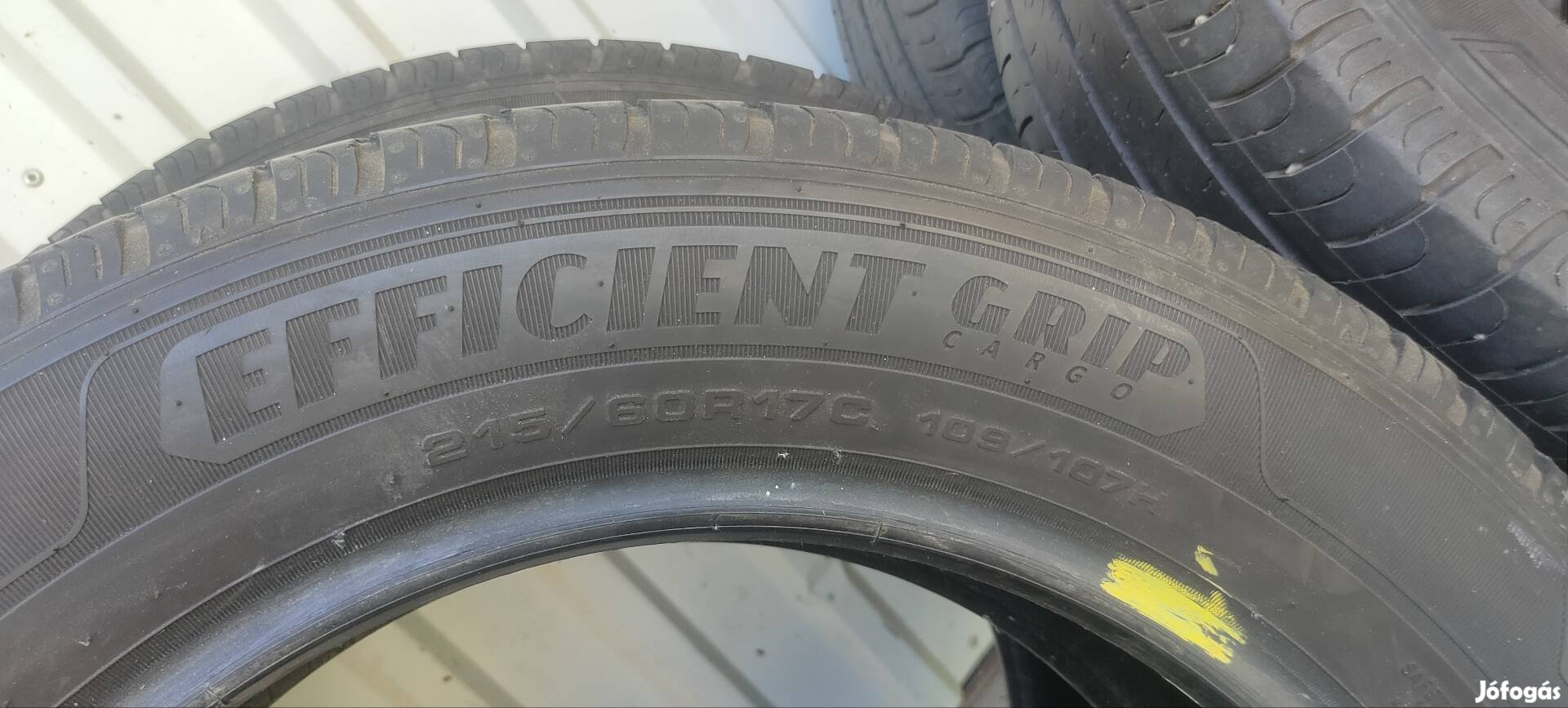 Goodyear 215/60 R17C