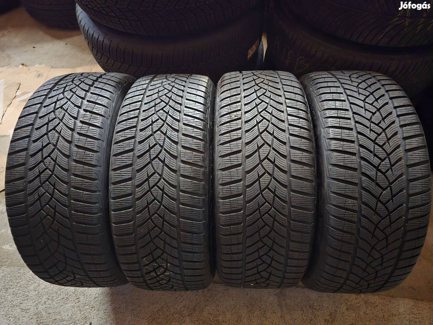 Goodyear 225/45 R18 Defekttűrő rsc téli gumi garnitúra 4db