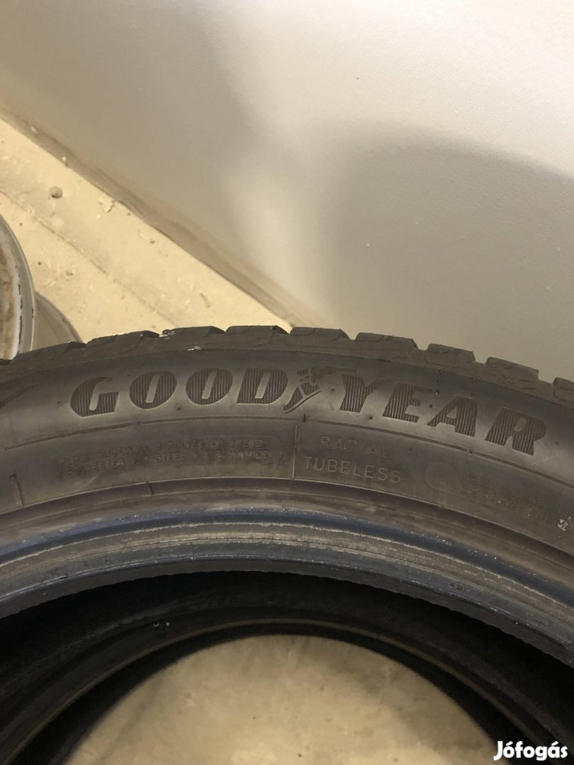 Goodyear 225/50r18 225/50 r18 téligumi 2db