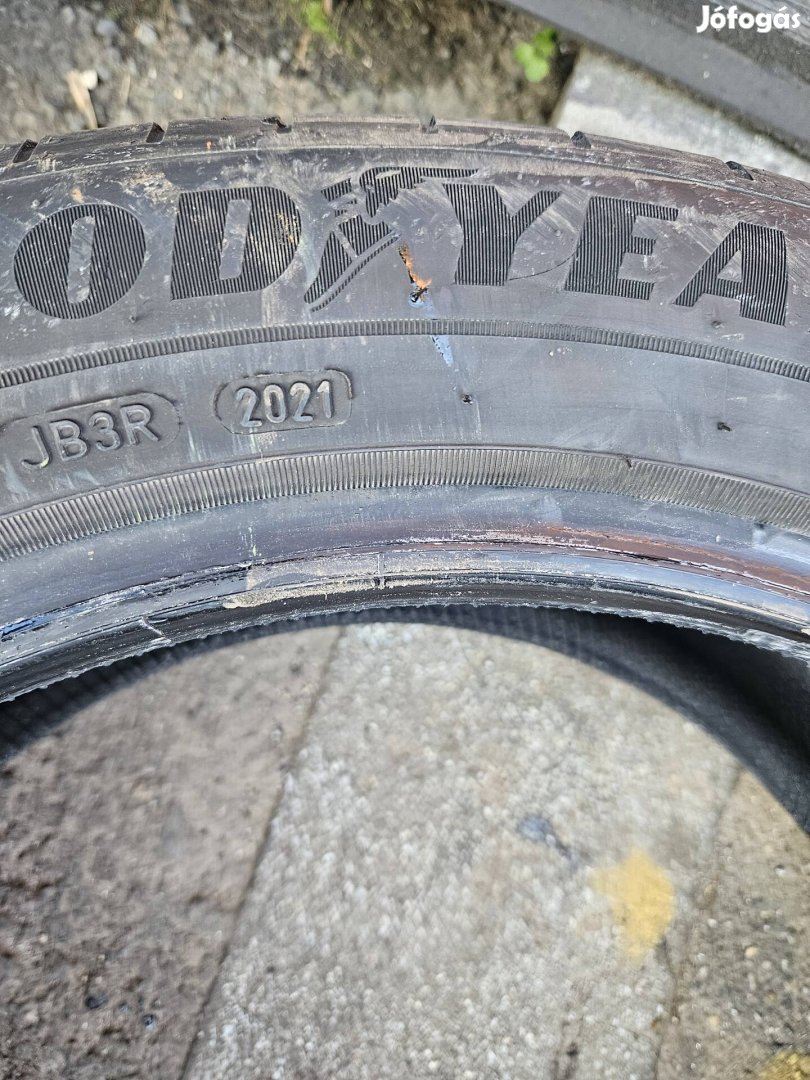 Goodyear Efficientgrip Performance 215/50 R17 91V