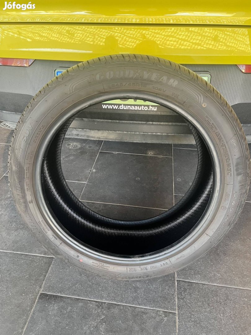 Goodyear Efficientgrip SUV 245/45R19 102V - Nyári - Vadi új - 4 darab
