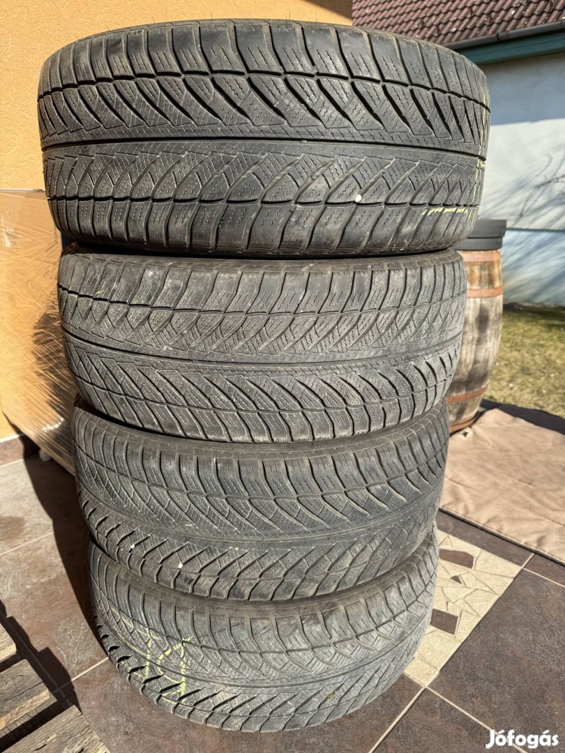 Goodyear Ultragrip 8 téli defekttűrő 245/45r19; 245/45 r19