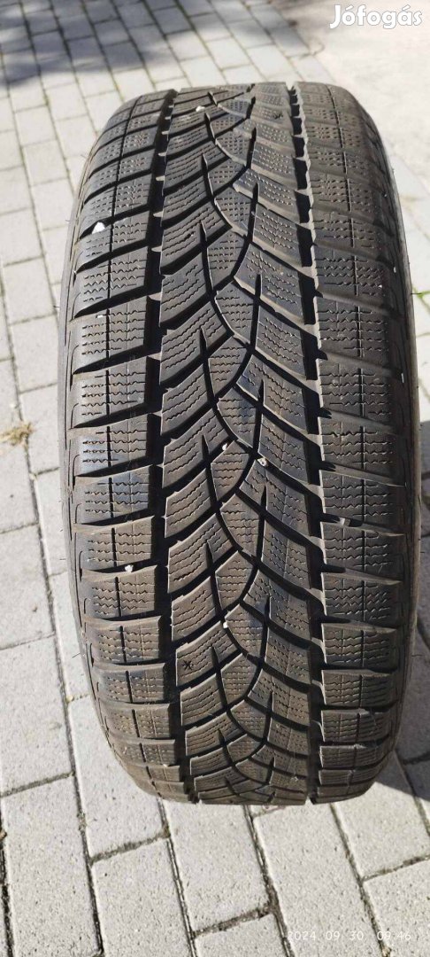 Goodyear Ultragrip Perormance + téli gumi, 4 db használt