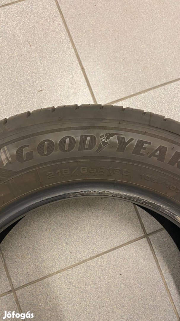 Goodyear furgon nyári gumi 215/65r16C